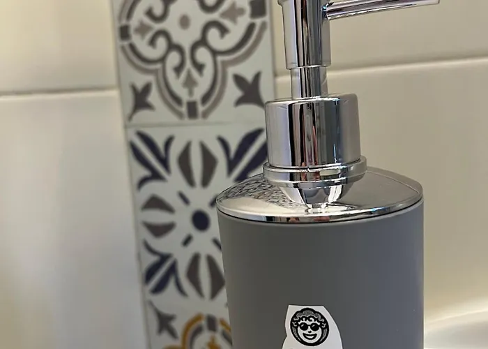 Greg's House - Enjoy My Dolce Daire *