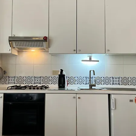 Greg's House - Enjoy My Dolce